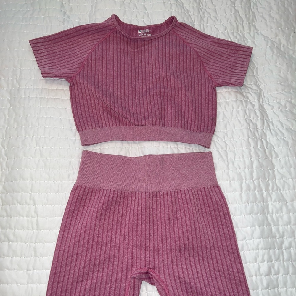Pink workout set